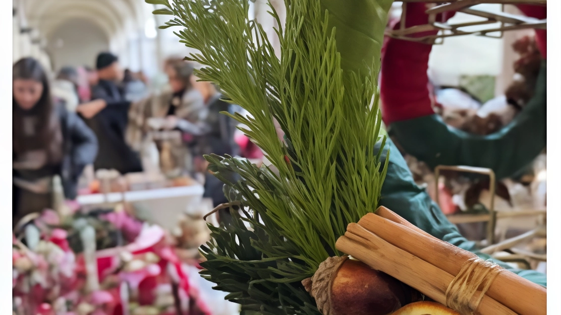 Mostra mercato di alto artigianato e enogastronomia al Museo Diocesano di Milano: un'occasione per scoprire eccellenze regionali e prodotti natalizi unici, tra ceramiche, vini e prelibatezze culinarie. Mostra mercato di alto artigianato e enogastronomia al Museo Diocesano di Milano: un'occasione per scoprire eccellenze regionali e prodotti natalizi unici, tra ceramiche, vini e prelibatezze culinarie.