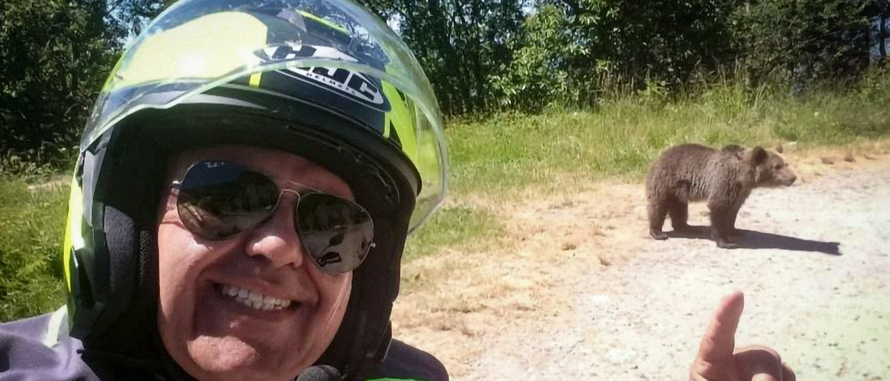 Omar Zin, ucciso dall’orsa in Romania: raffica di insulti sul suo profilo Facebook
