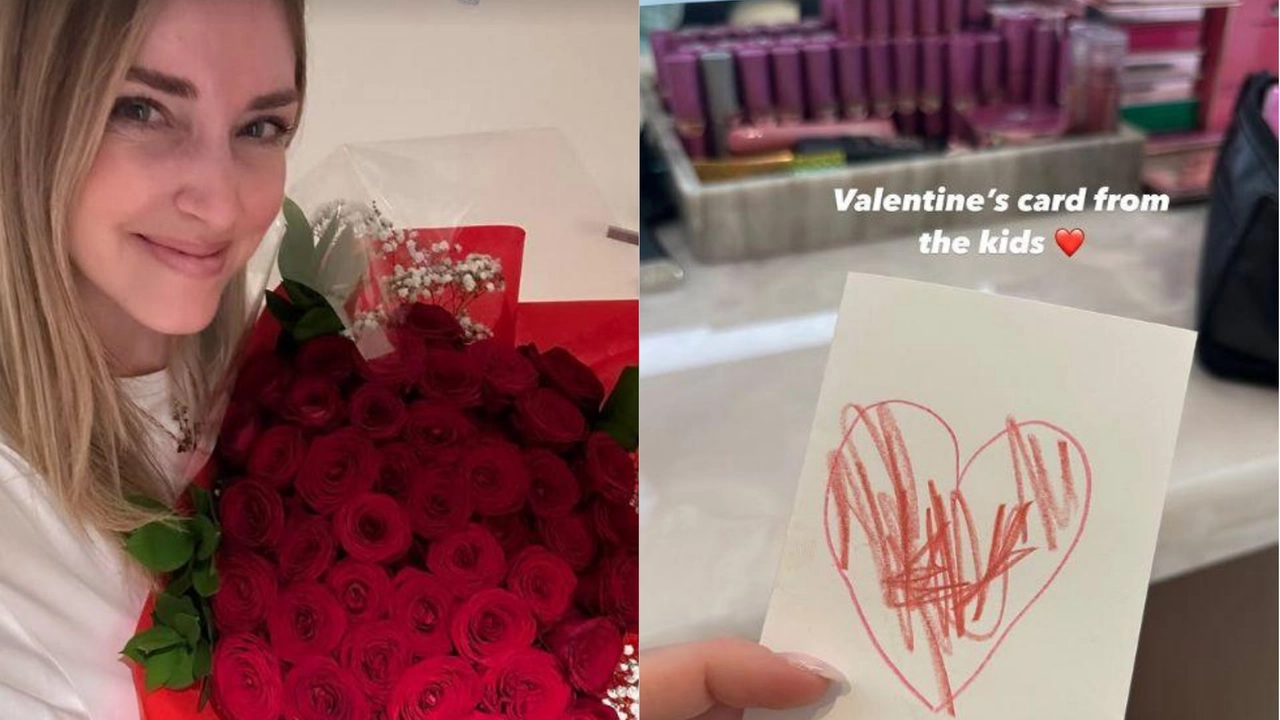 Chiara Ferragni, San Valentino tra rosse rosse e un cuoricino dei suoi bambini (Foto Instagram Stories) Chiara Ferragni, San Valentino tra rosse rosse e un cuoricino dei suoi bambini (Foto Instagram Stories)