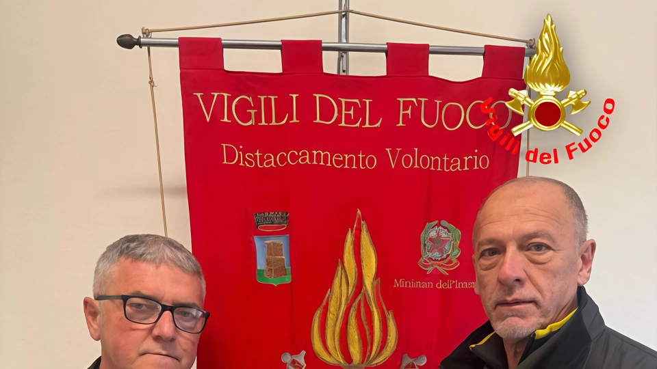 Da sinistra, Luigi Tersini e il capo distaccamento di Casalpusterlengo Massimo Panigata Da sinistra, Luigi Tersini e il capo distaccamento di Casalpusterlengo Massimo Panigata