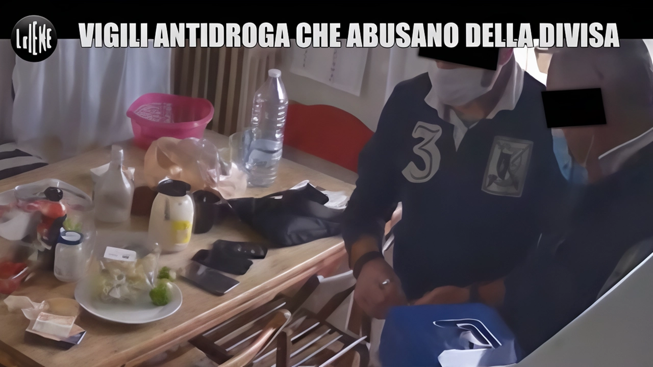 Il Tribunale: colpevoli di peculato solo due agenti, altri quattro assolti. Verbali falsi dopo la perquisizione per nascondere parte del denaro sequestrato. Il Tribunale: colpevoli di peculato solo due agenti, altri quattro assolti. Verbali falsi dopo la perquisizione per nascondere parte del denaro sequestrato.