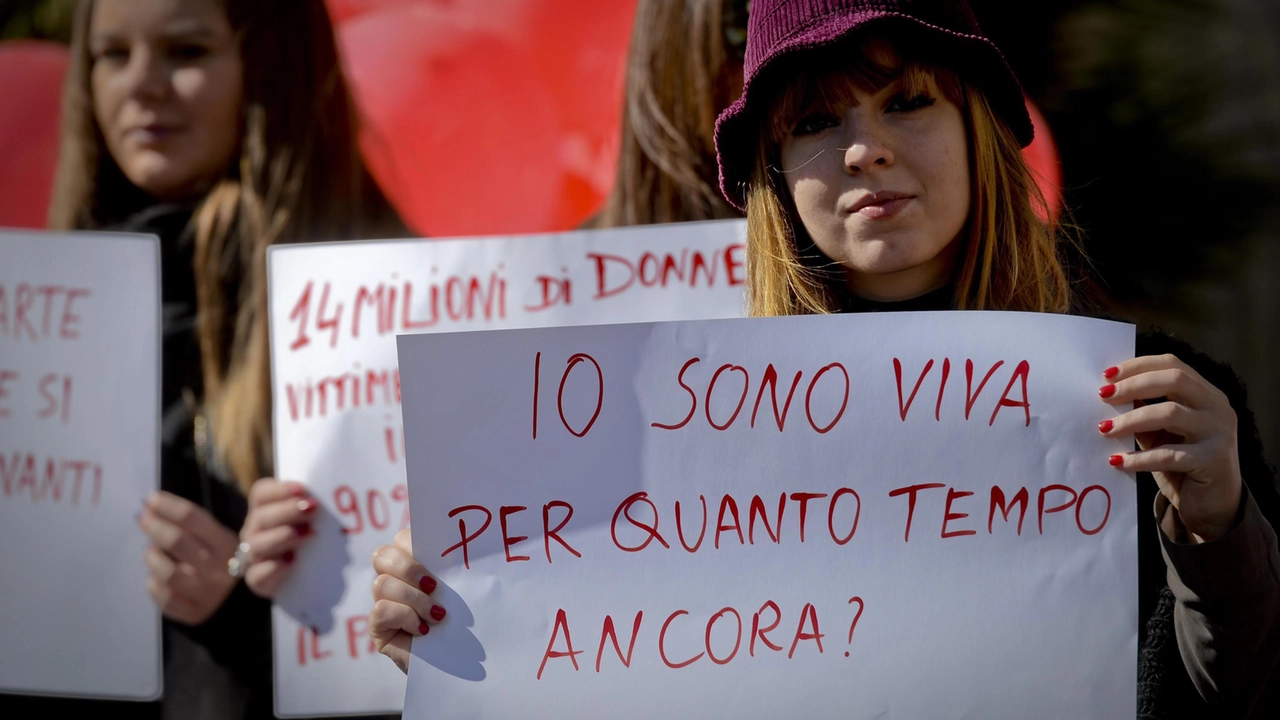 Una manifestazione contro la violenza sulle donne Una manifestazione contro la violenza sulle donne