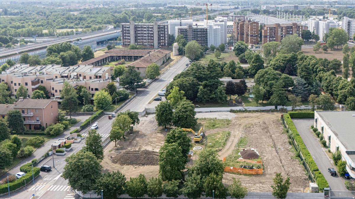 Parco di via Livorno. Lavori di bonifica tutto il mese di agosto Parco di via Livorno. Lavori di bonifica tutto il mese di agosto