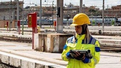Lavori in corso a Vanzago per il potenziamento della linea ferroviara Lavori in corso a Vanzago per il potenziamento della linea ferroviara