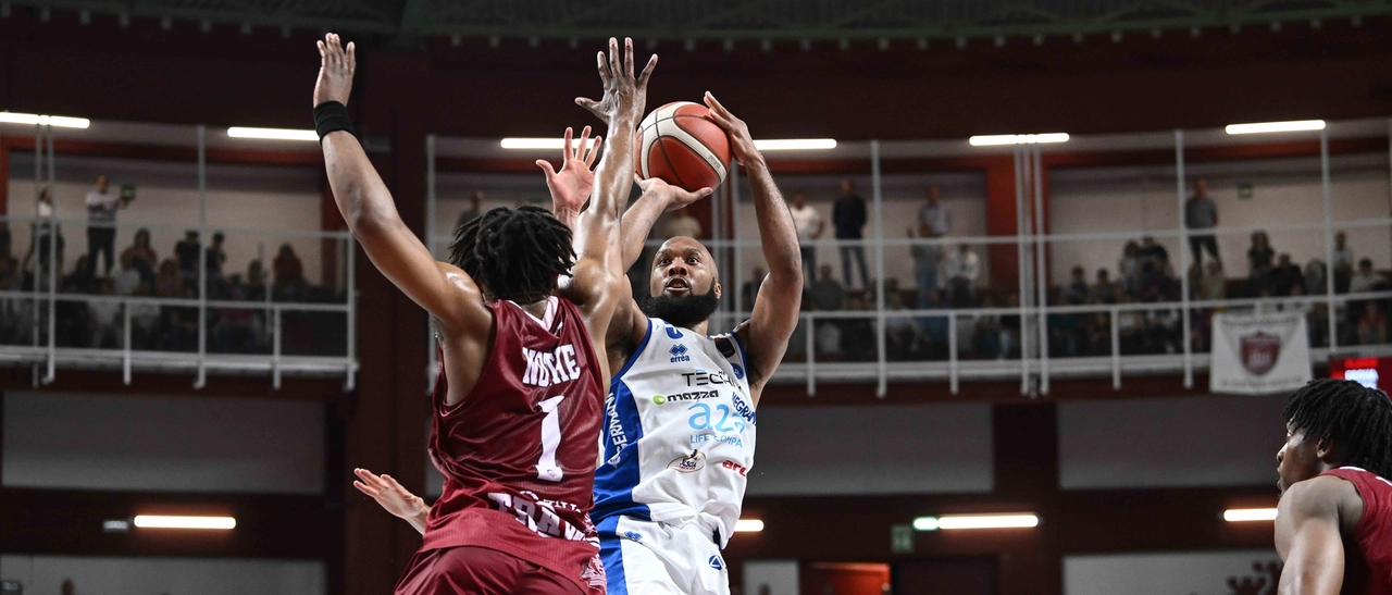 Basket, Serie A: Brescia sbanca Trapani in gara 1 di semifinale
