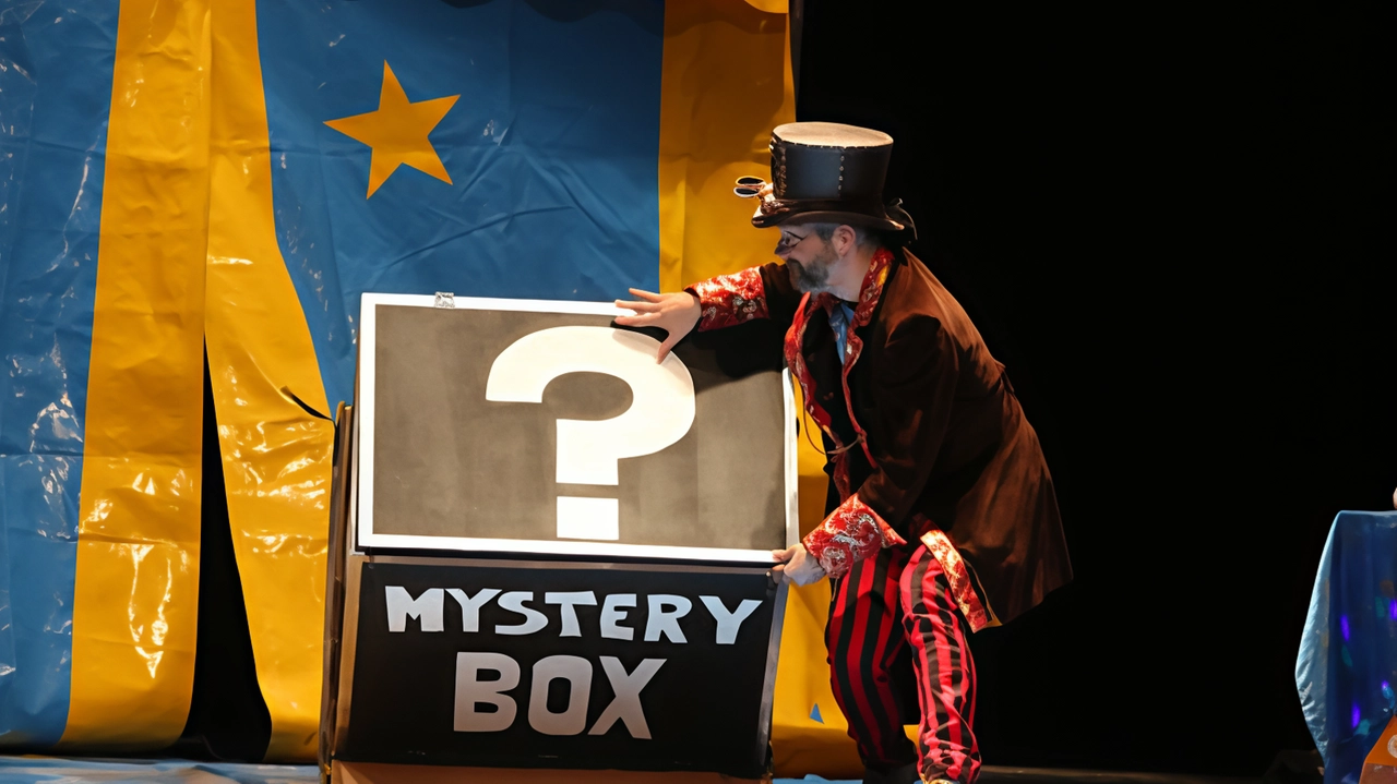 Il Nuovo di Arcore ospiterà lo spettacolo di magia "Arcore Magic Show" il 12 ottobre alle 16, a sostegno della Caritas. Illusionisti di talento si esibiranno per raccogliere fondi a favore dei volontari e delle persone in difficoltà. I biglietti sono in vendita su trustmeup.com. Il Nuovo di Arcore ospiterà lo spettacolo di magia "Arcore Magic Show" il 12 ottobre alle 16, a sostegno della Caritas. Illusionisti di talento si esibiranno per raccogliere fondi a favore dei volontari e delle persone in difficoltà. I biglietti sono in vendita su trustmeup.com.