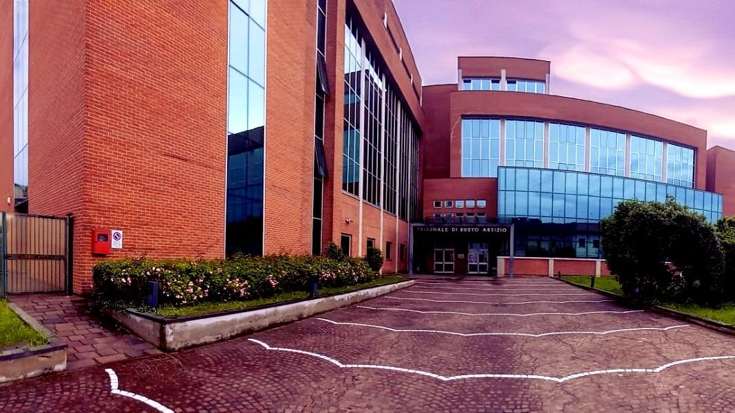 Giustizia al collasso, a Busto Arsizio udienze rinviate fino al 2031: “Situazione insostenibile” Giustizia al collasso, a Busto Arsizio udienze rinviate fino al 2031: “Situazione insostenibile”