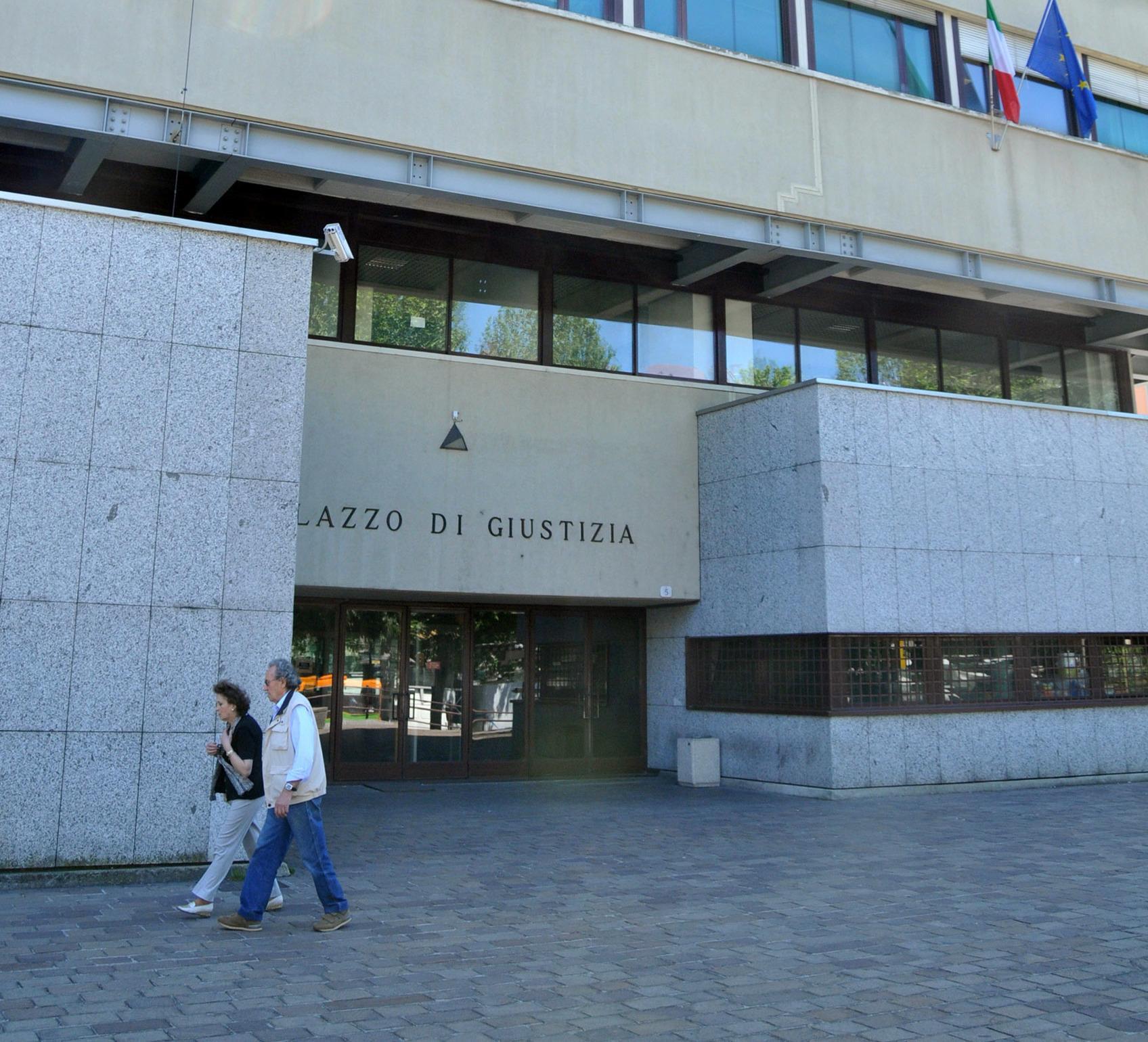 Chiosco rumoroso per i residenti. Accolto il ricorso, nuovo processo Chiosco rumoroso per i residenti. Accolto il ricorso, nuovo processo