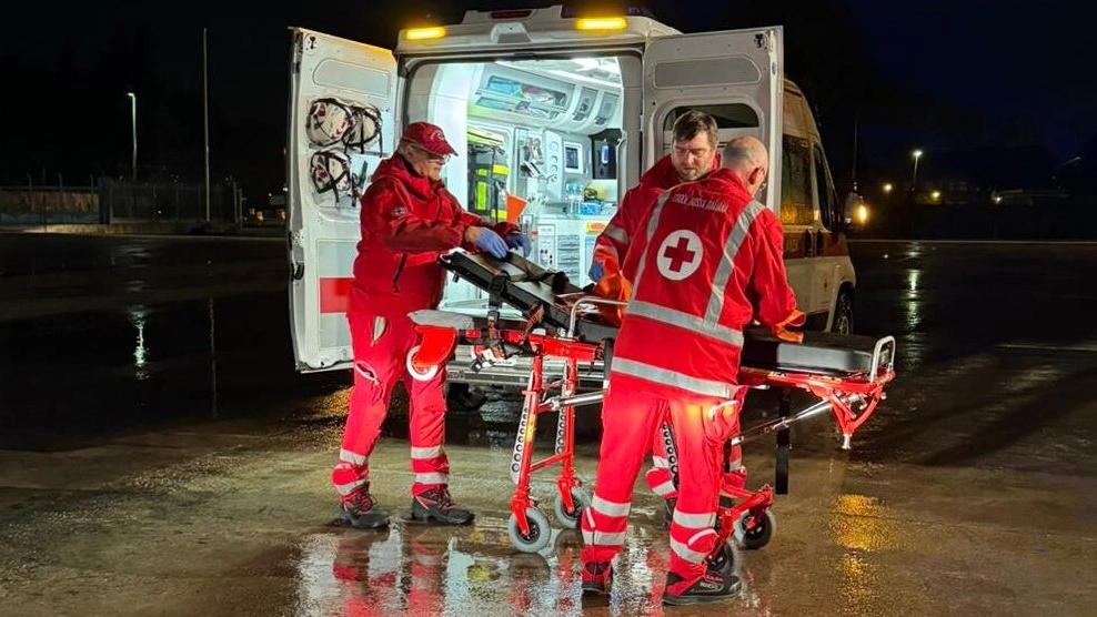 Sul posto sono intervenuti i soccorritori dell'Agenzia regionale di emergenza urgenza (foto di repertorio) Sul posto sono intervenuti i soccorritori dell'Agenzia regionale di emergenza urgenza (foto di repertorio)