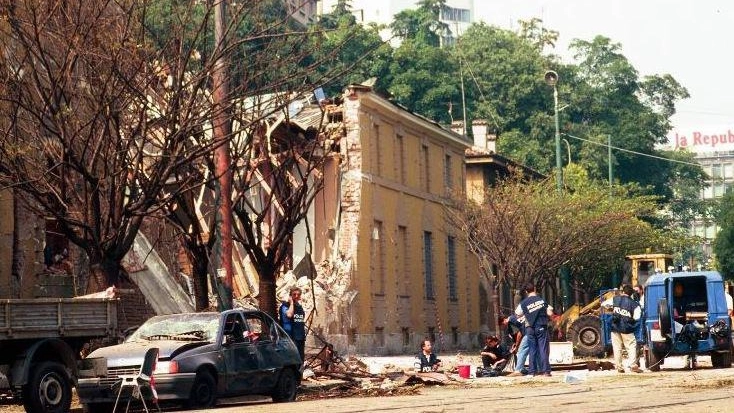 Tretadue anni fa la strage di via Palestro Tretadue anni fa la strage di via Palestro