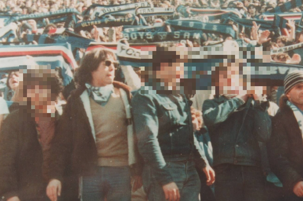 Mauro Russo in uno scatto di inizio anni '80 allo stadio Marassi di Genova