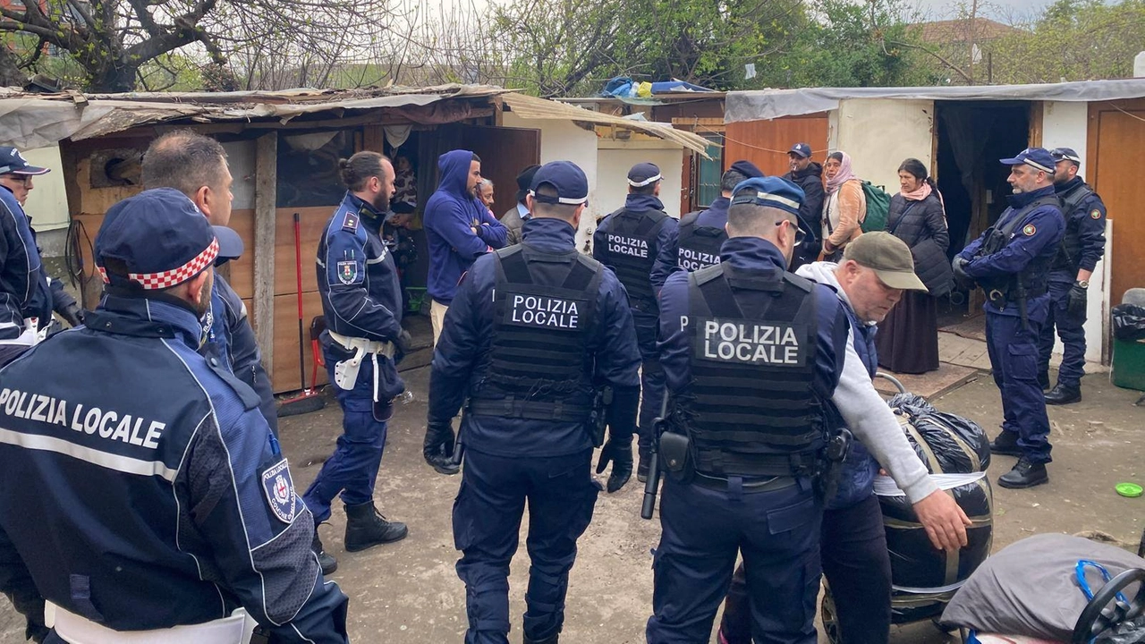 La polizia locale nell’area occupata