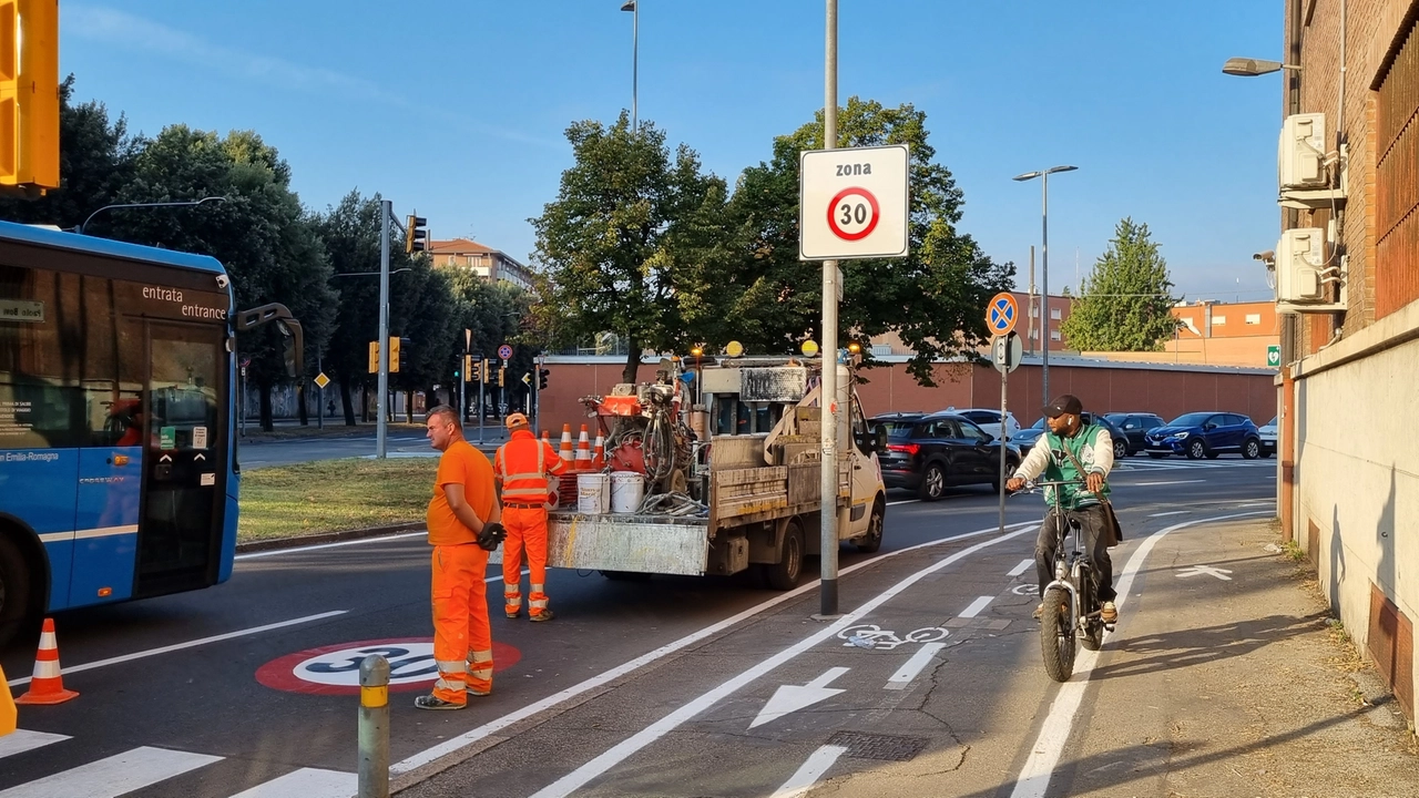 Il nuovo Piano urbano del traffico prevede, fra le altre cose, l'estensione delle zone con limite a 30 chilometri orari Il nuovo Piano urbano del traffico prevede, fra le altre cose, l'estensione delle zone con limite a 30 chilometri orari