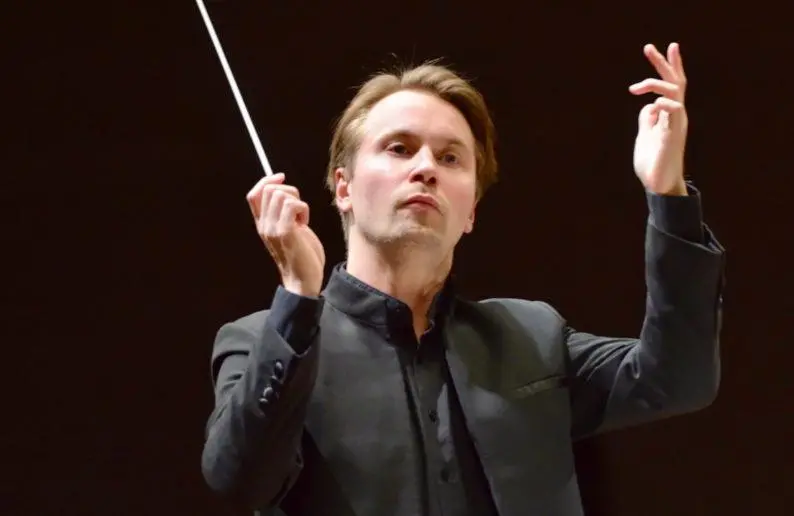 Pietari Inkinen, omaggio a Dvorák: "La musica è un ponte fra le culture"