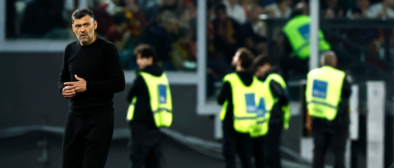 Milan, maledetto Olimpico: perde anche con la Roma e resta fuori dall’Europa. Diavolo da rifondare (ma come?)