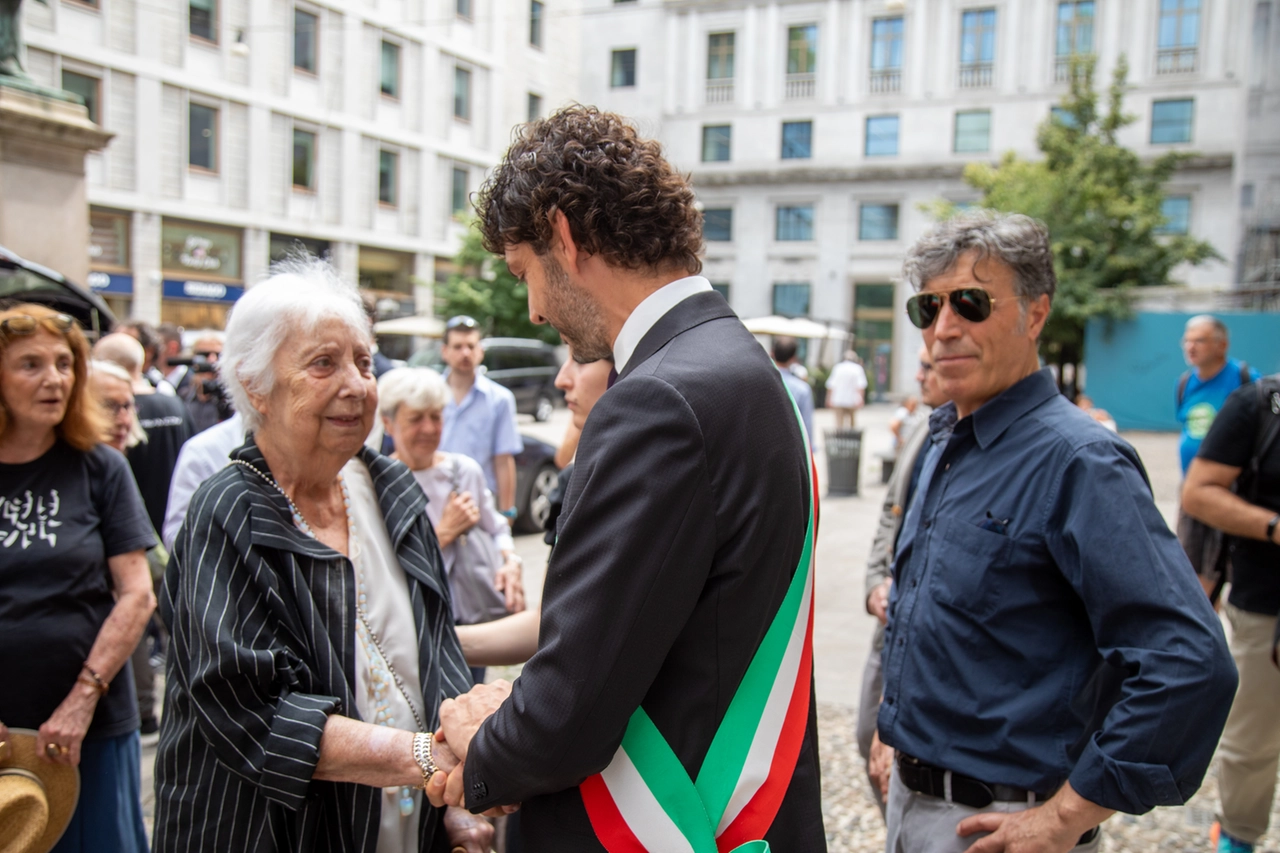 FUNERALE DELLO SCULTORE ARNALDO POMODORO