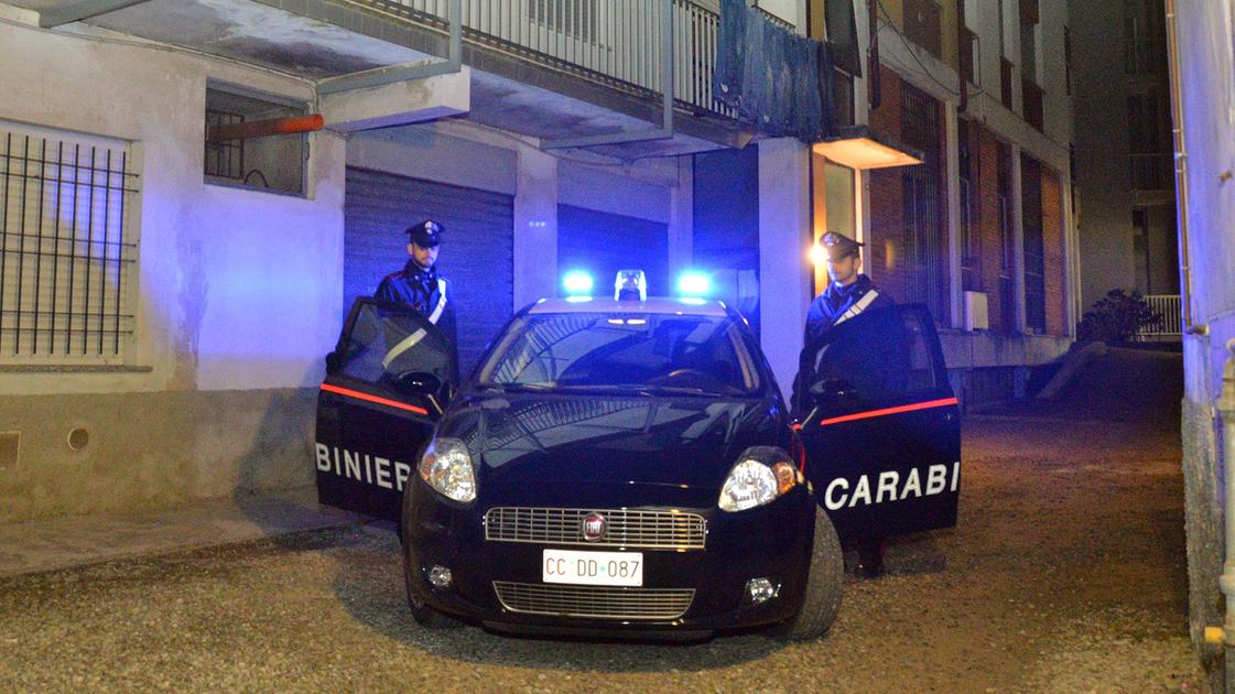 Sospiro, maltratta e minaccia la madre per denaro: figlio allontanato dal giudice