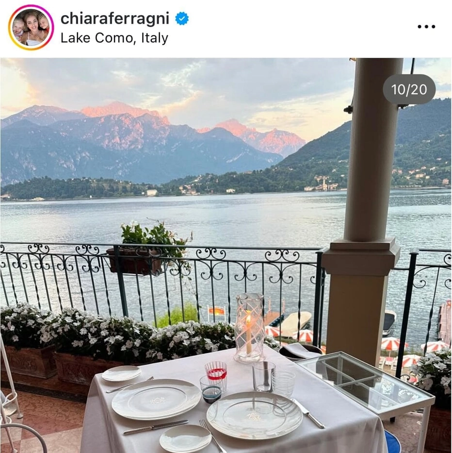 Chiara Ferragni e la fotografia sul lago di Como (Foto profilo Instagram)