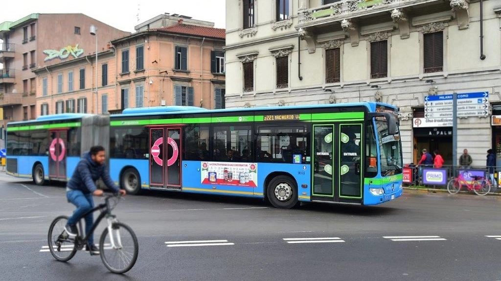 Bus in servizio a Monza