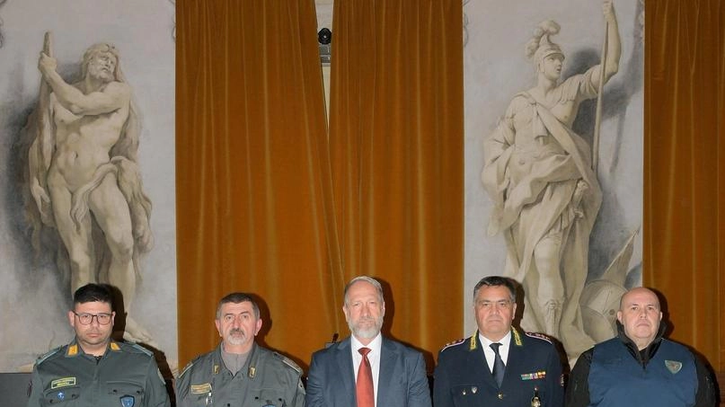 Pavia, sanzioni a chi viola le norme del decoro urbano Pavia, sanzioni a chi viola le norme del decoro urbano