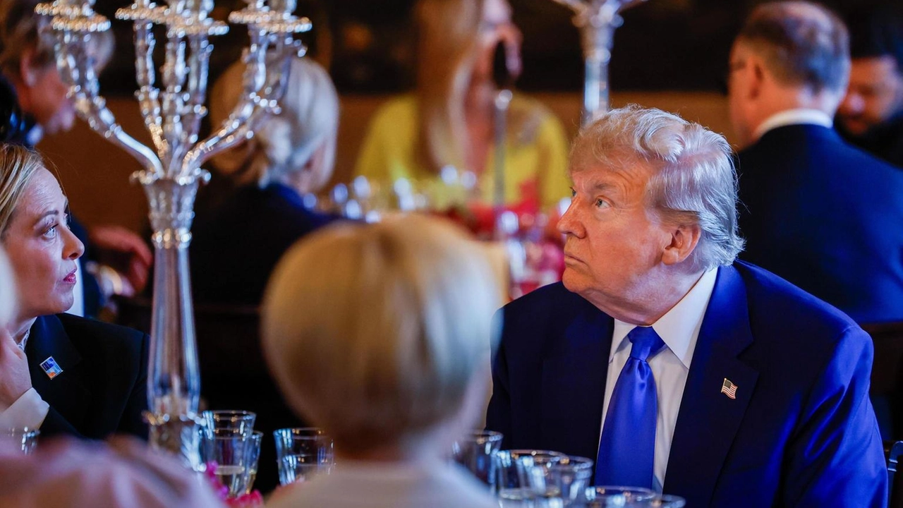 Il presidente Usa critica i media: 'Vogliono sminuire attacco' Il presidente Usa critica i media: 'Vogliono sminuire attacco'