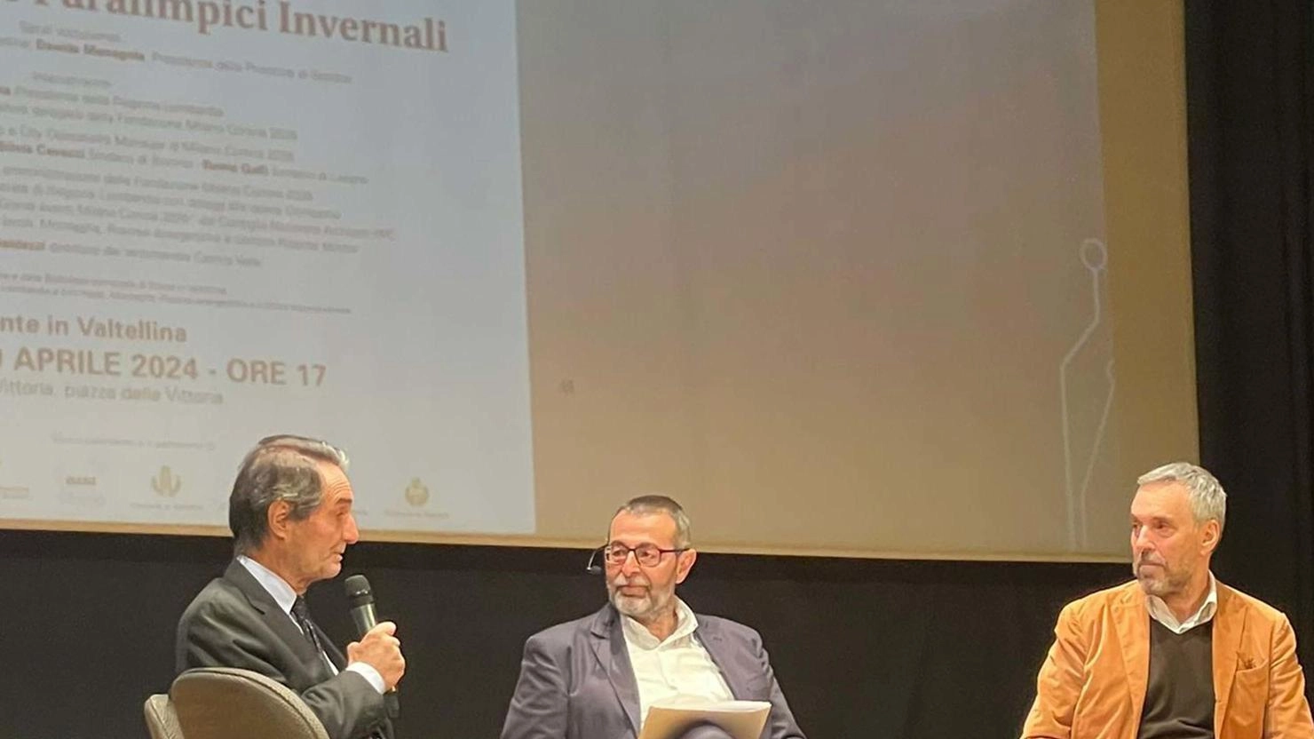 Il presidente di Regione Lombardia Attilio Fontana a Ponte al convegno “Milano Cortina 2026” "Stiamo portando avanti interventi che miglioreranno la qualità della vita del territorio" .
