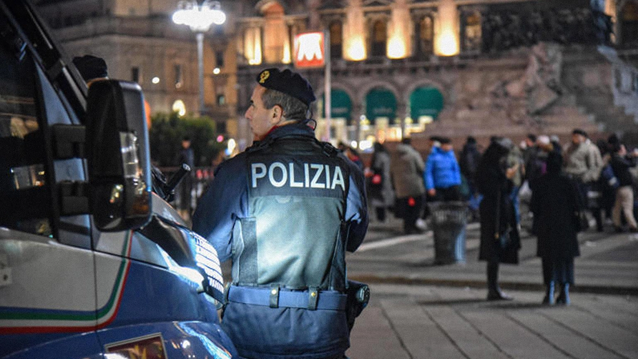 I due rapinatori sono stati arrestati dalla polizia (foto di repertorio)