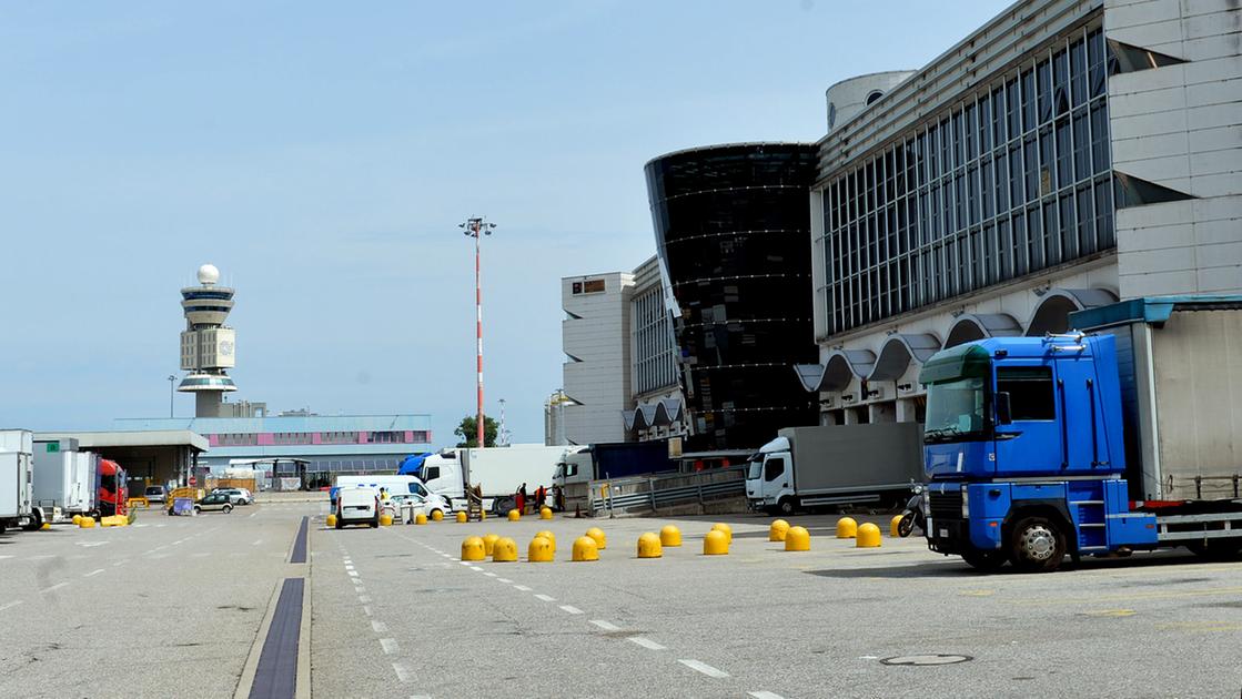 l aeroporto malpensa si conferma il primo hub italiano per le merci e il quinto a livello europeo da Ilgiorno.it l aeroporto malpensa si conferma il primo hub italiano per le merci e il quinto a livello europeo