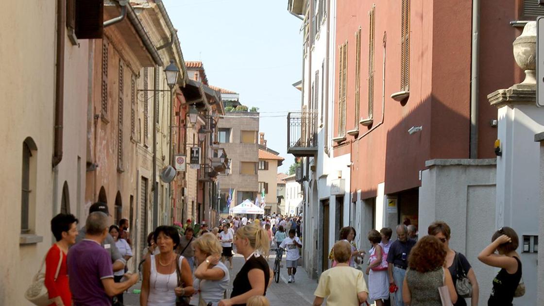Omaggio alle grandi donne . Svolta nella toponomastica Omaggio alle grandi donne . Svolta nella toponomastica