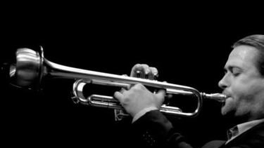 In occasione di “Torno in jazz“, fioriscono note e natura. Giovedì 12 giugno alle 17, "Erbe e fiori spontanei del...