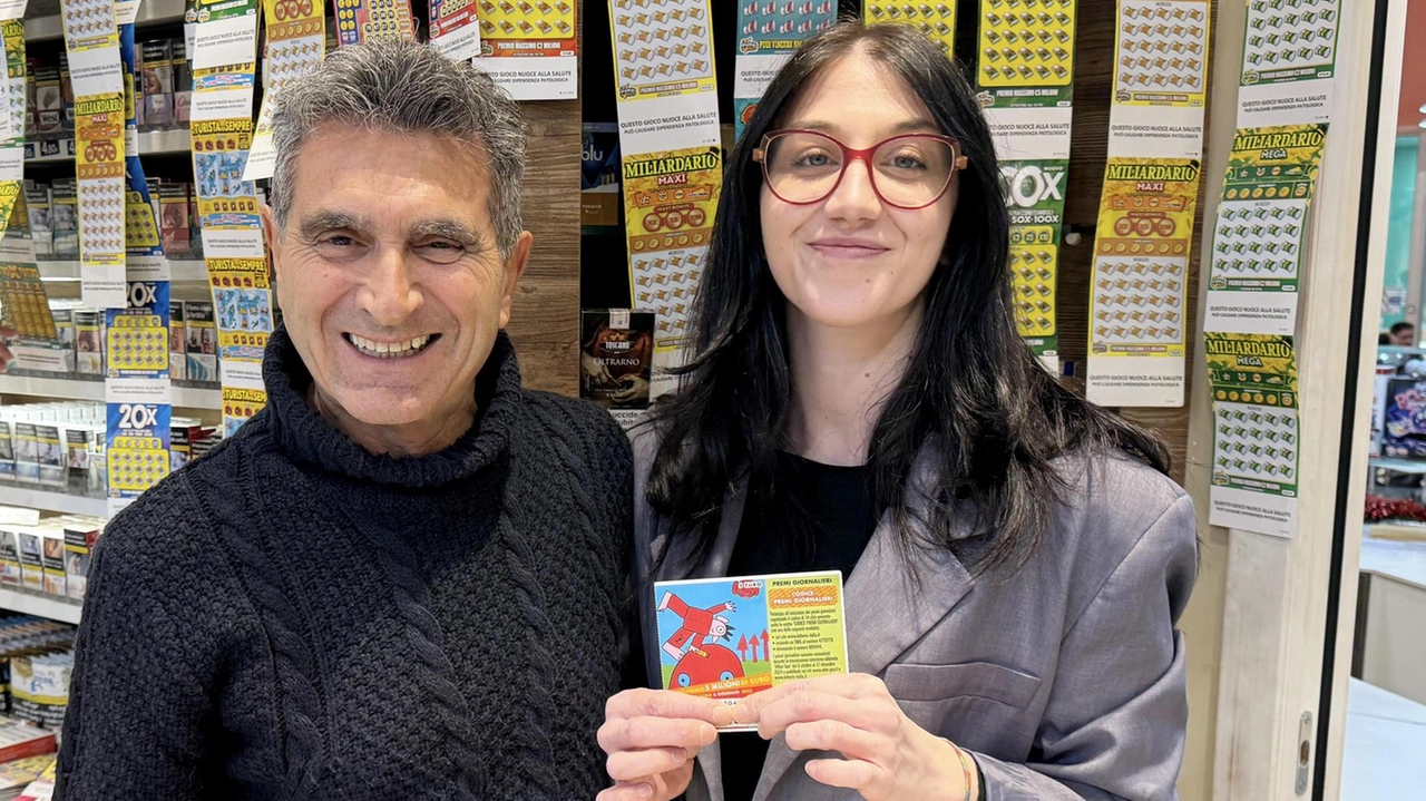 Nella calza della Befana 5 pavesi hanno trovato 210mila euro. A tanto ammontano le vincite ottenute con la Lotteria Italia... Nella calza della Befana 5 pavesi hanno trovato 210mila euro. A tanto ammontano le vincite ottenute con la Lotteria Italia...