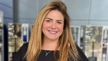 Morta Silvia Pizzi, la hair stylist di Mediaset: il cordoglio di Barbara D’Urso e Mara Venier