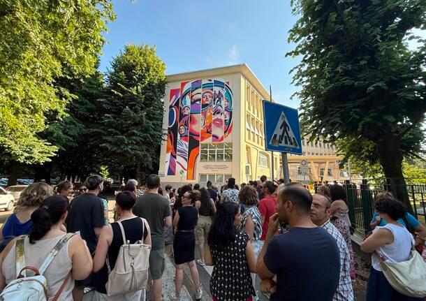 legnano guarda alle olimpiadi invernali inaugurato il murale oltre la vetta