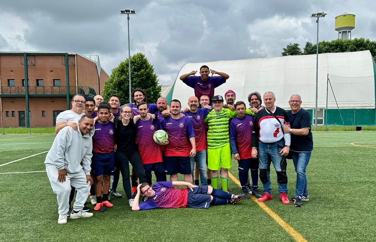 Total madness, a San Donato l’inclusione vince: “Lo sport ha un valore terapeutico”. Nella squadra i pazienti in cura all’Asst Melegnano Martesana Total madness, a San Donato l’inclusione vince: “Lo sport ha un valore terapeutico”. Nella squadra i pazienti in cura all’Asst Melegnano Martesana