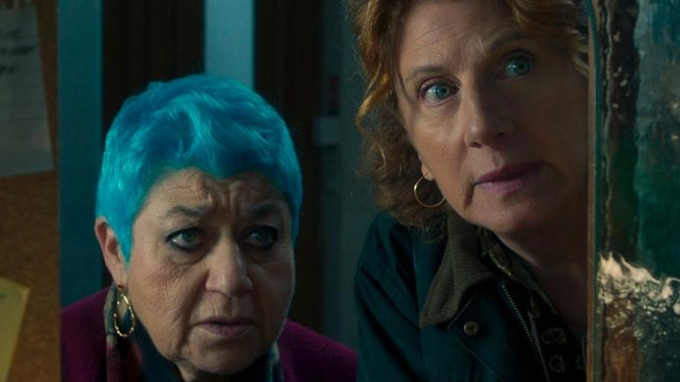 Serra Yilmaz e Angela Finocchiaro in “Amiche mai“ di Maurizio Nichetti