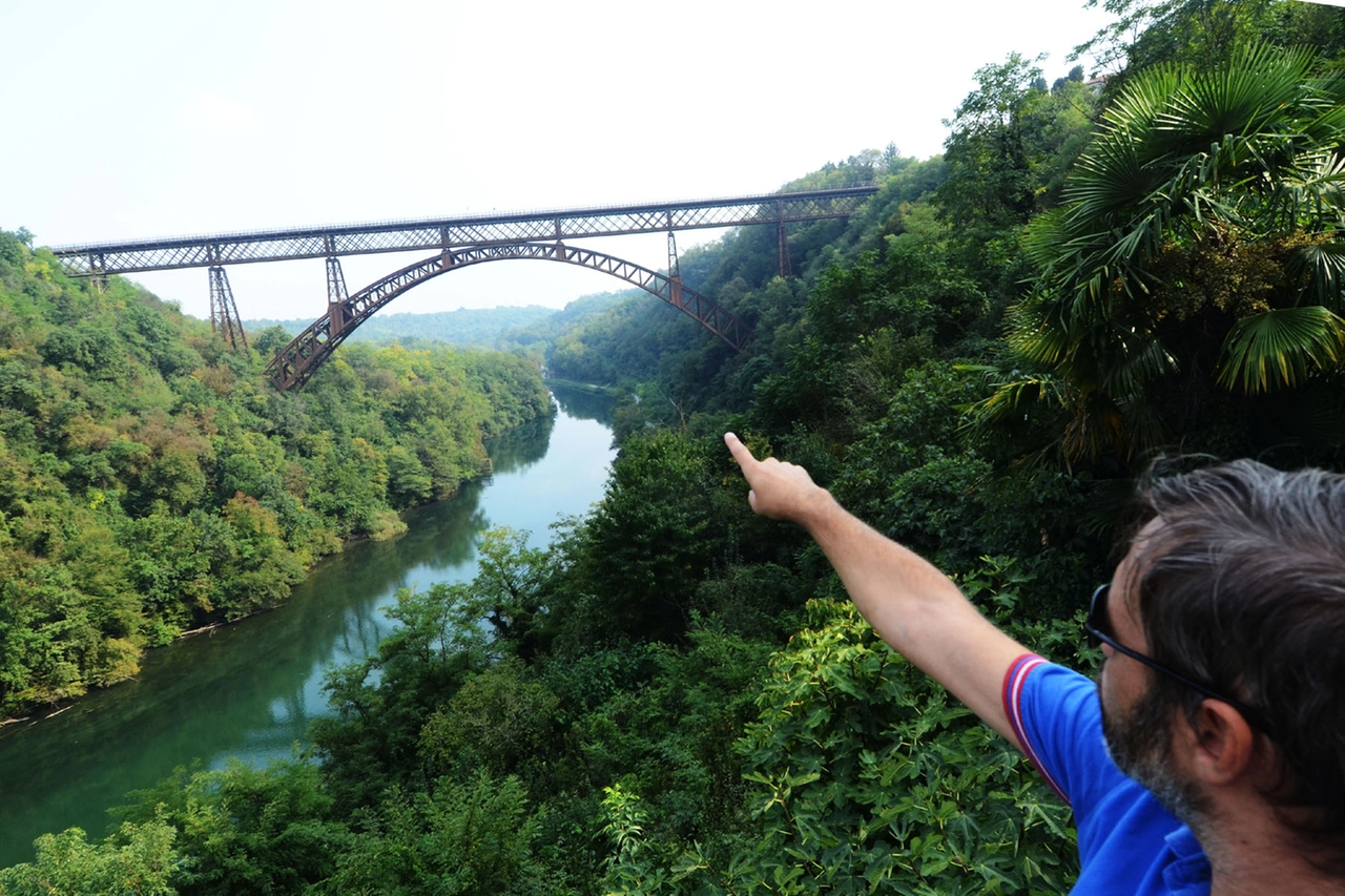 Il ponte San Michele ha alle spalle 136 anni di vita