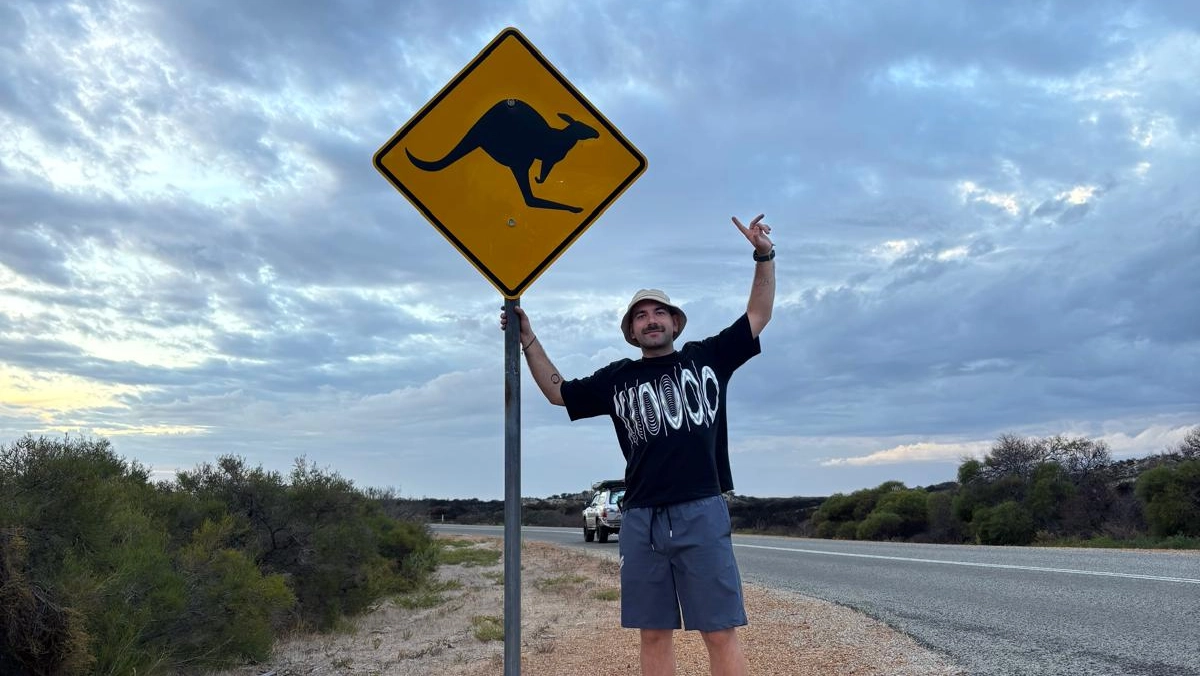 Alessio Giovanelli in Australia: ci è andato dopo aver lasciato il lavoro a Milano e una serie di esperienze in Canada, Paesi Bassi e Sri Lanka