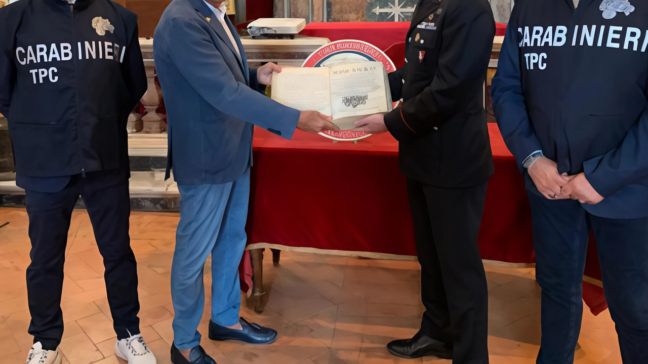 La riconsegna del volume al Nobile Collegio Chimico Farmaceutico di Roma La riconsegna del volume al Nobile Collegio Chimico Farmaceutico di Roma