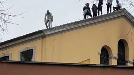 La protesta del 2020 dei detenuti a San Vittore contro le condizioni di vita nel carcere La protesta del 2020 dei detenuti a San Vittore contro le condizioni di vita nel carcere
