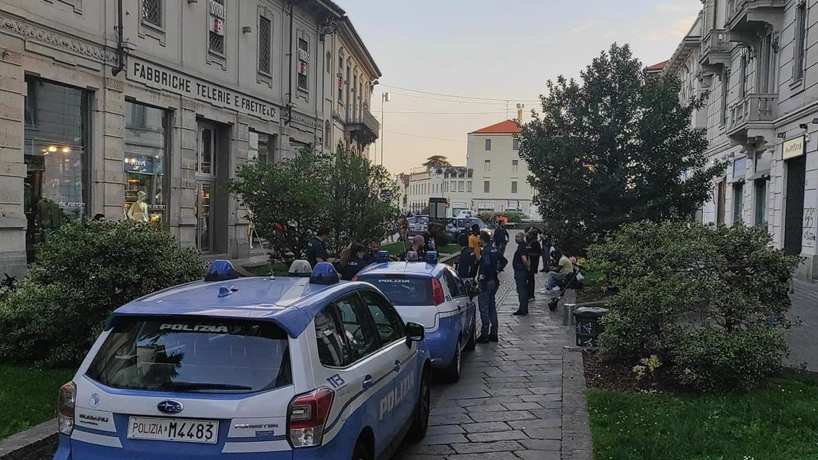 I tentativi di evitare i controlli non sono sfuggiti all’occhio attento dei poliziotti I tentativi di evitare i controlli non sono sfuggiti all’occhio attento dei poliziotti