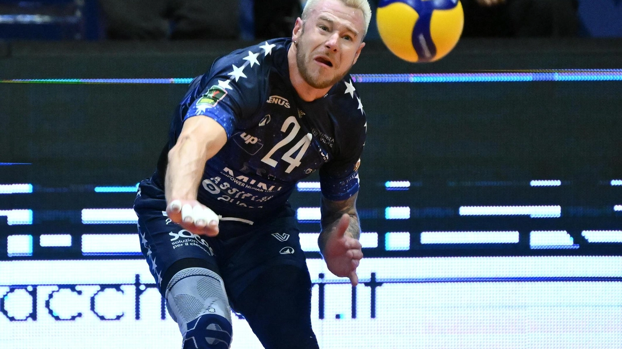 Ottima prestazione per Ivan Zaytsev top scorer dei suoi con 17 punti grazie ai quali i monzesi hanno ipotecato il successo Ottima prestazione per Ivan Zaytsev top scorer dei suoi con 17 punti grazie ai quali i monzesi hanno ipotecato il successo