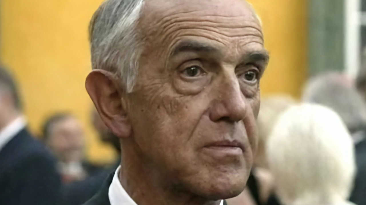 Ewert fu accusato di falso aggravato ai danni dell’armiere Gaston Glock (nella foto) per sottrargli oltre 30 milioni di dollari Ewert fu accusato di falso aggravato ai danni dell’armiere Gaston Glock (nella foto) per sottrargli oltre 30 milioni di dollari