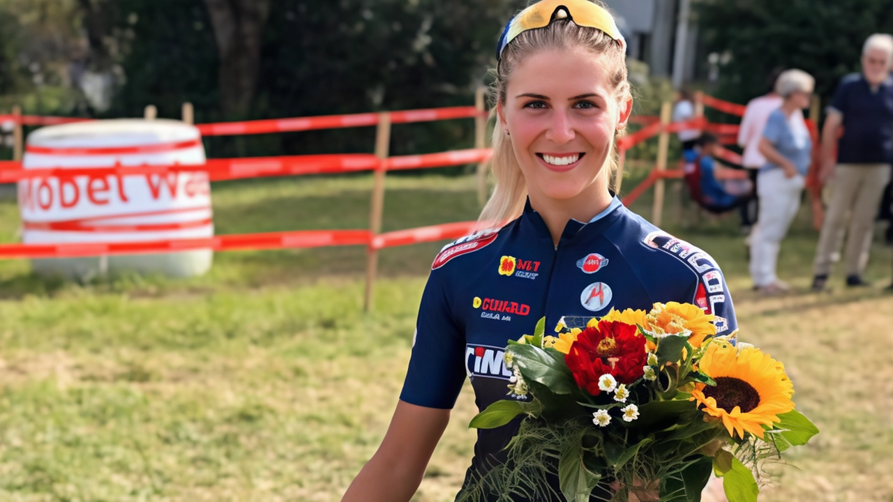 Rebecca Gariboldi vince la 27ª edizione del Cross Country del Roero, segnando il suo ritorno alle gare con il Team Cingolani Specialized. Rebecca Gariboldi vince la 27ª edizione del Cross Country del Roero, segnando il suo ritorno alle gare con il Team Cingolani Specialized.