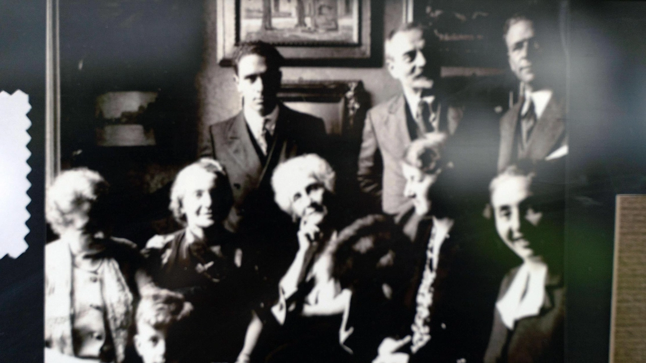 Piera Nava, attuale proprietaria di villa Della Rovere a Cusano Milanino racconta la straordinaria storia di Amalia, medica, autrice e femminsta.
