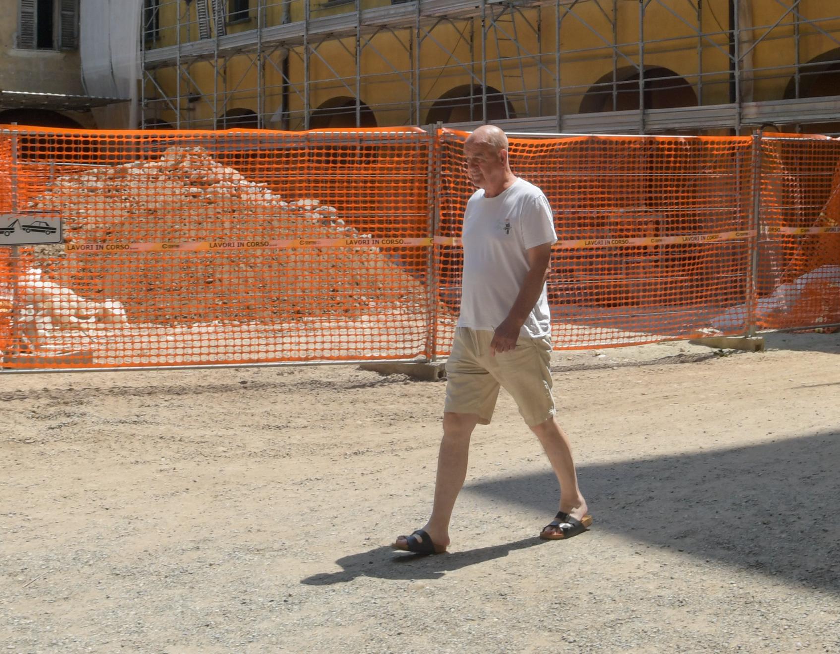 casa busca lavori sul tetto avanti tutta