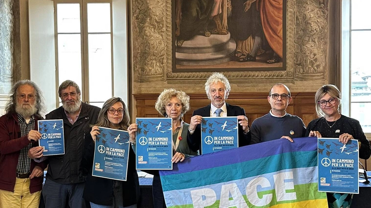 Da Brescia a Ghedi in cammino per la pace. Sabato 10 maggio, il coordinamento provinciale degli enti locali per la... Da Brescia a Ghedi in cammino per la pace. Sabato 10 maggio, il coordinamento provinciale degli enti locali per la...