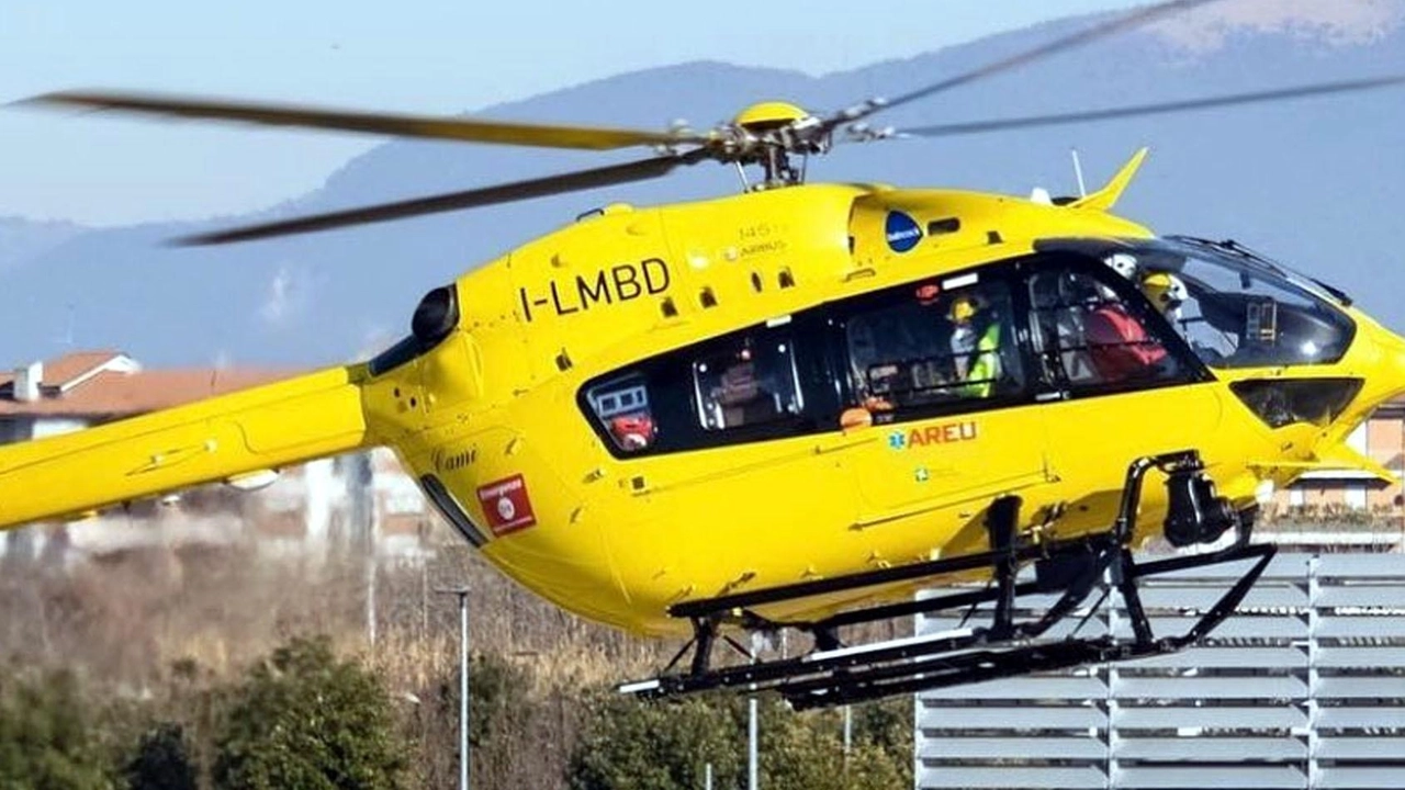 La richiesta di soccorsi è stata immediata Sul luogo dell’incidente è arrivato anche l’elicottero partito da Como La richiesta di soccorsi è stata immediata Sul luogo dell’incidente è arrivato anche l’elicottero partito da Como