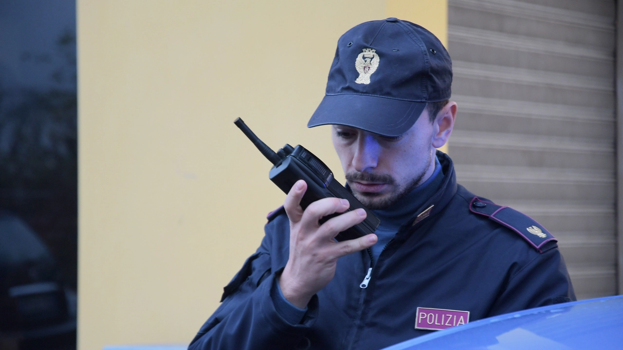 Indaga la polizia Indaga la polizia