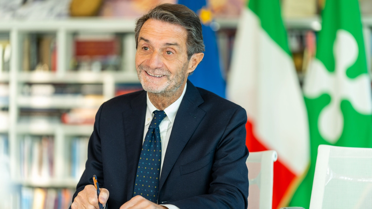 Regione, Fontana silenzia le voci: “Nessun rimpasto. Voto anticipato? Nemmeno tecnicamente possibile”
