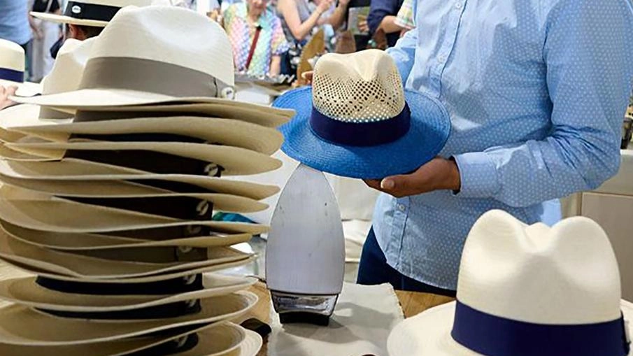 Rho, nel polo fieristico 830 stand di 50 Paesi: "Valorizziamo eccellenze" Rho, nel polo fieristico 830 stand di 50 Paesi: "Valorizziamo eccellenze"